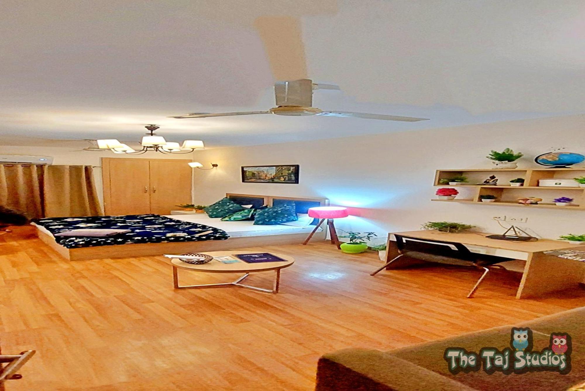 Top Luxury & Couple Friendly Stay Gp By Taj Suites & Studios #New Year Party & Stay Noida Kültér fotó