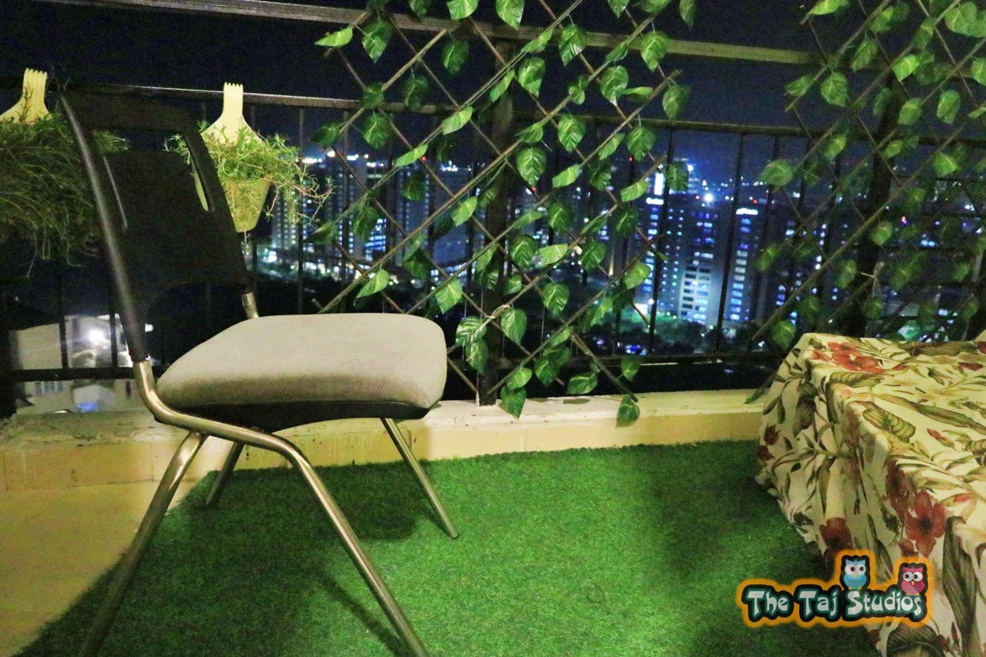 Top Luxury & Couple Friendly Stay Gp By Taj Suites & Studios #New Year Party & Stay Noida Kültér fotó